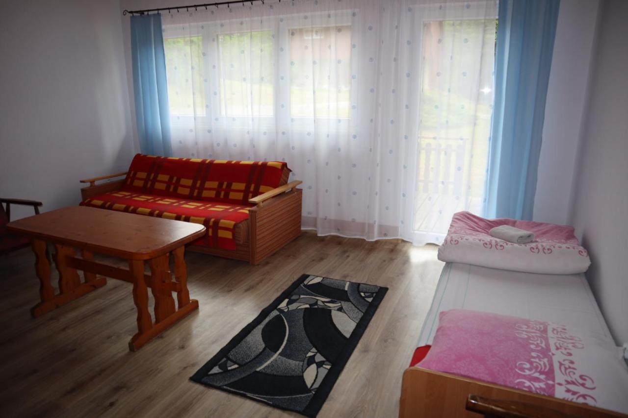 Osrodek Wypoczynkowy " Bieszczady" Otel Myczkowce Dış mekan fotoğraf