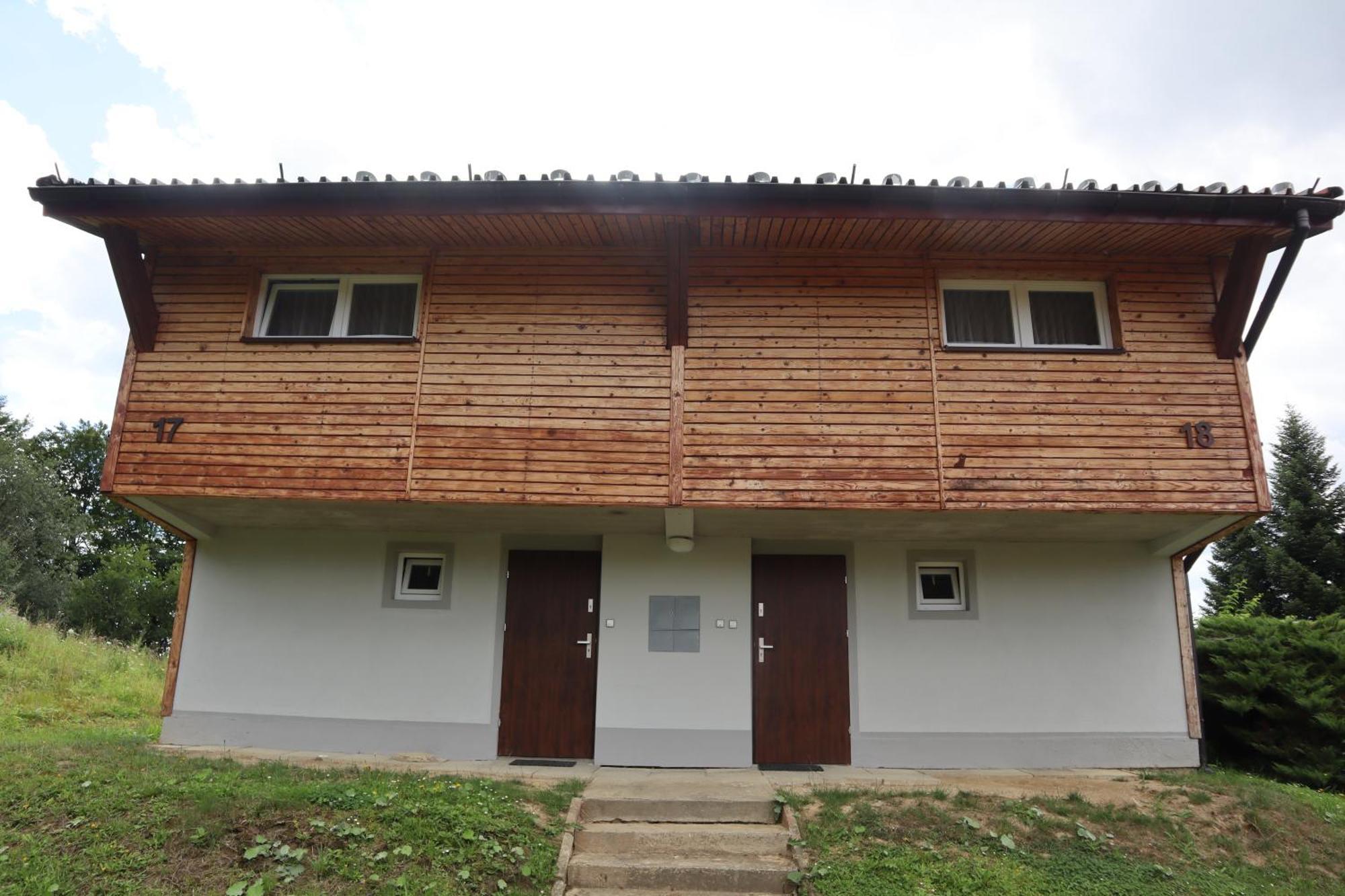 Osrodek Wypoczynkowy " Bieszczady" Otel Myczkowce Dış mekan fotoğraf